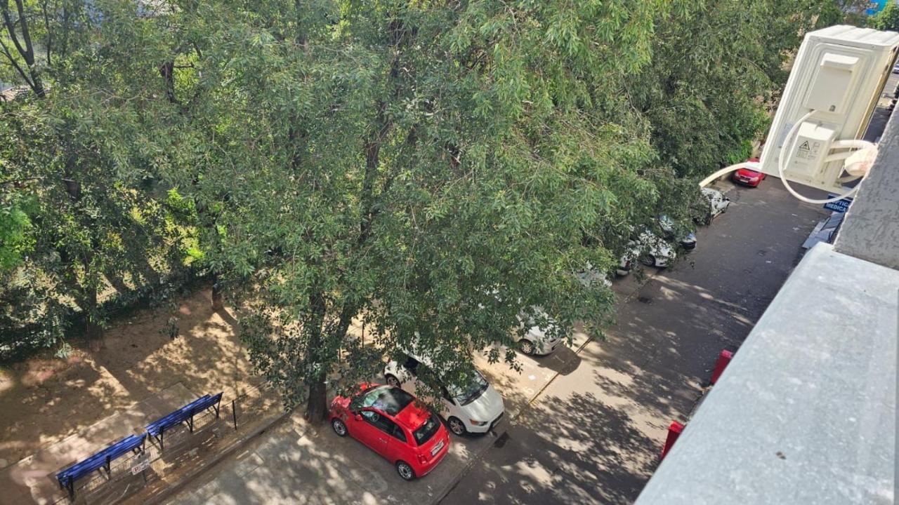 Cosy 2 Rooms Apartment In The Center Of The City Bucarest Extérieur photo