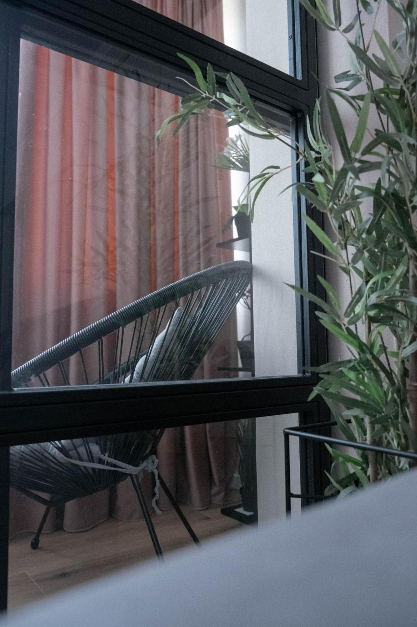 Cosy 2 Rooms Apartment In The Center Of The City Bucarest Extérieur photo