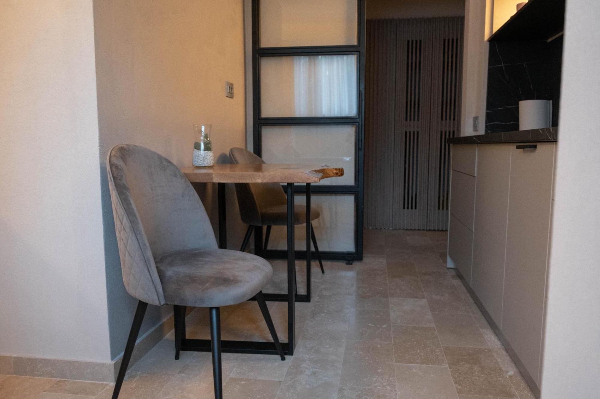 Cosy 2 Rooms Apartment In The Center Of The City Bucarest Extérieur photo