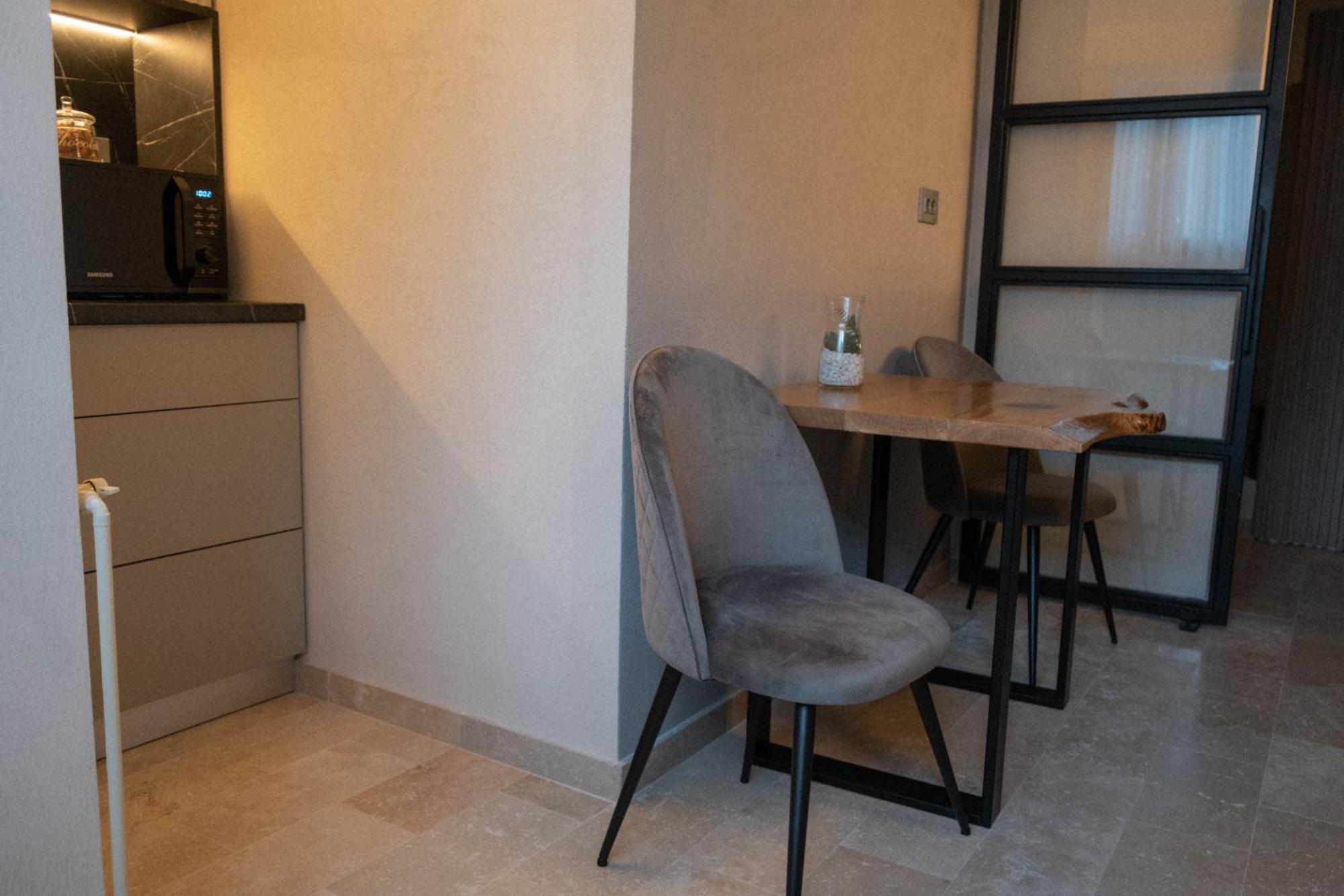 Cosy 2 Rooms Apartment In The Center Of The City Bucarest Extérieur photo