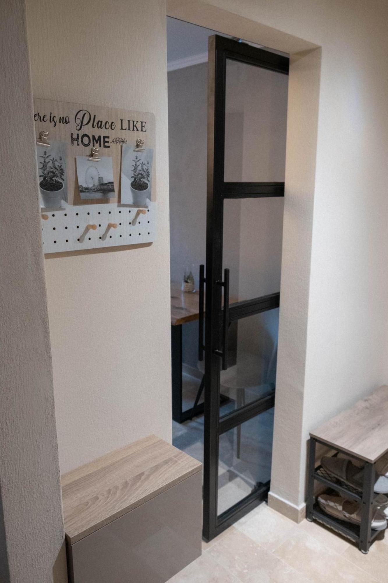 Cosy 2 Rooms Apartment In The Center Of The City Bucarest Extérieur photo
